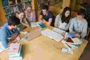Innovativ lærerutdanning for 8.-13. klassetrinn - studentaktiv læring